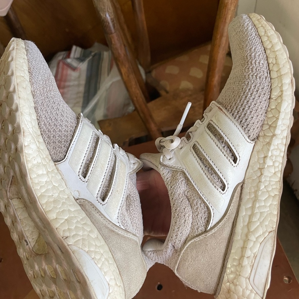 Adidas Ultra Boost - Picture 4 of 5